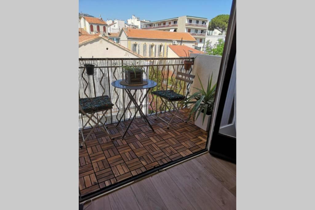 Appartamento Studio Jungle au Mourillon Tolone Esterno foto